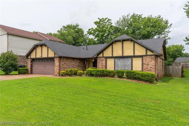 3004 S 99th St, Fort Smith, AR 72903