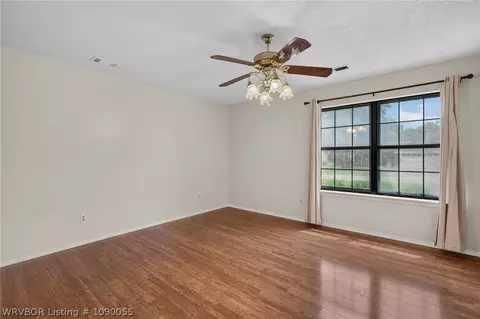 Living - 3004 S 99th St, Fort Smith, AR 72903 photo 5 of 5