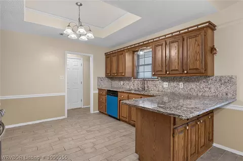 Kitchen - 3004 S 99th St, Fort Smith, AR 72903 photo 3 of 4