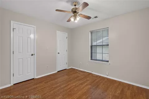 Bedroom - 3004 S 99th St, Fort Smith, AR 72903 photo 3 of 6