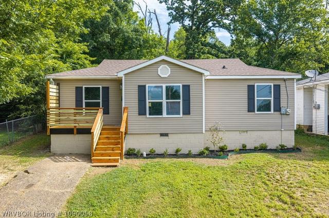 1705 Alma Blvd, Van Buren, AR 72956