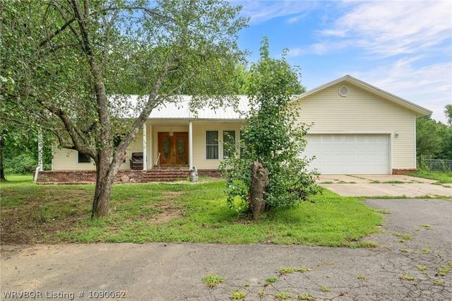 1310 N Harmony Rd, Clarksville, AR 72830
