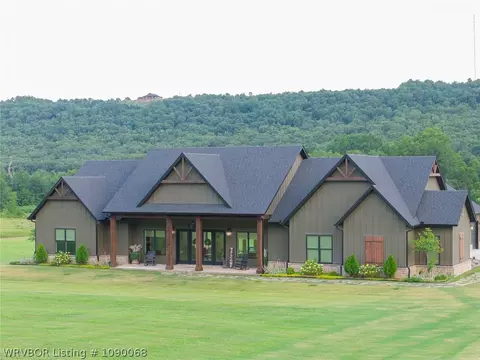 Exterior - 8300 Bear Hollow Rd, Fort Smith, AR 72916 photo 13 of 17