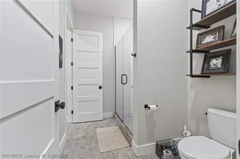 Entry Way - 8300 Bear Hollow Rd, Fort Smith, AR 72916 photo 5 of 5