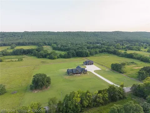 View/Area - 8300 Bear Hollow Rd, Fort Smith, AR 72916 photo 1 of 3