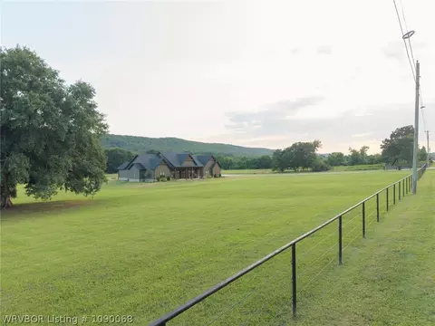 Exterior - 8300 Bear Hollow Rd, Fort Smith, AR 72916 photo 10 of 17