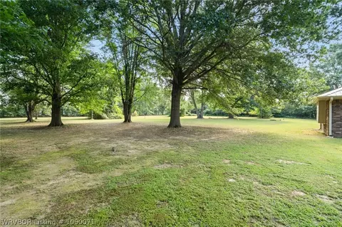 Exterior - 1608 Cole Ter, Lavaca, AR 72941 photo 4 of 9