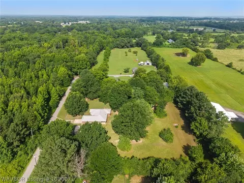 View/Area - 1608 Cole Ter, Lavaca, AR 72941 photo 6 of 6