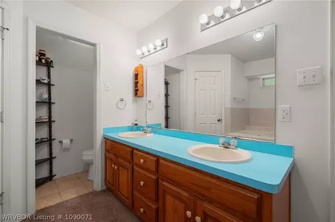 Bath - 1608 Cole Ter, Lavaca, AR 72941 photo 1 of 3
