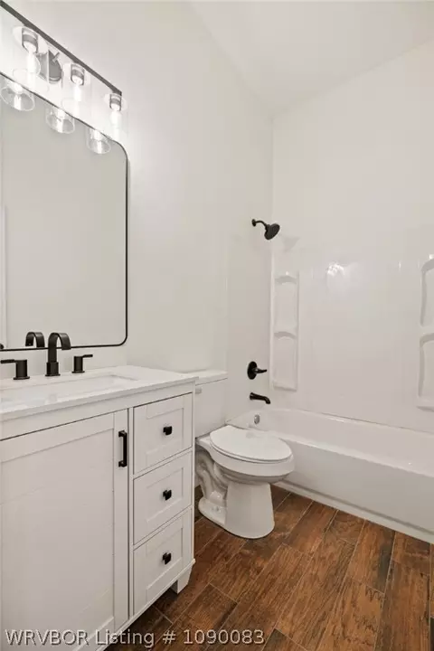 Bath - 1423 Lyman, Fort Smith, AR 72904 photo 3 of 4