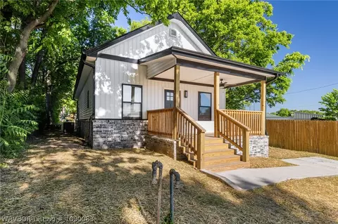 Exterior - 1423 Lyman, Fort Smith, AR 72904 photo 2 of 4