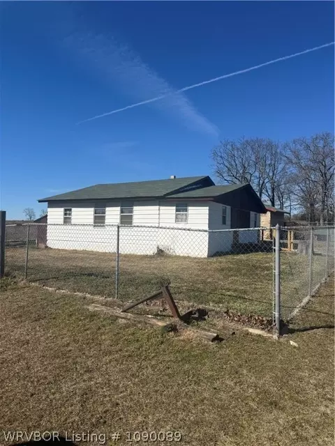 10763 Revis Pl, Mountainburg, AR 72946