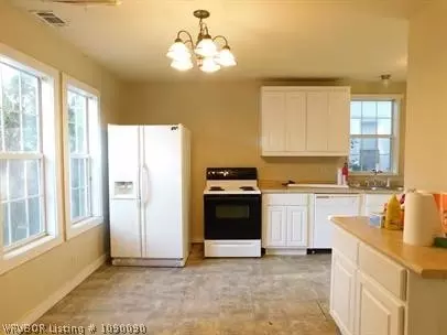 610 N 20th St, Fort Smith, AR 72901 photo 3