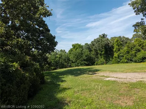 9501 Jenny Lind Rd, Fort Smith, AR 72908 photo 1
