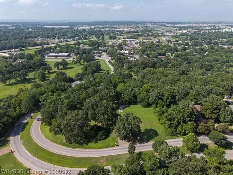9501 Jenny Lind Rd, Fort Smith, AR 72908 photo 8