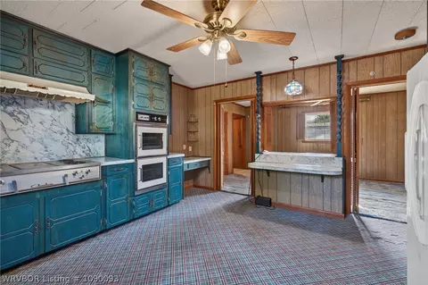 Kitchen - 203 N 10th St, Paris, AR 72855 photo 3 of 3