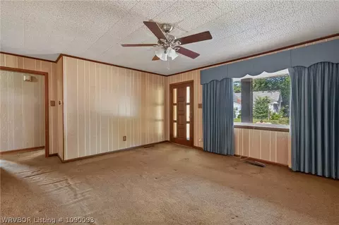 Living - 203 N 10th St, Paris, AR 72855 photo 3 of 4