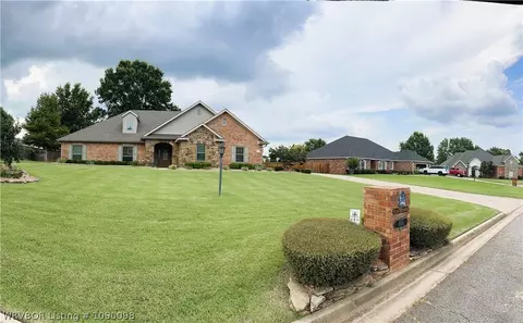Exterior - 6901 Southfield Dr, Fort Smith, AR 72916 photo 2 of 19