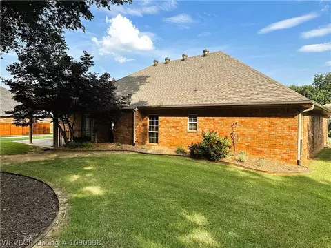 Exterior - 6901 Southfield Dr, Fort Smith, AR 72916 photo 16 of 19
