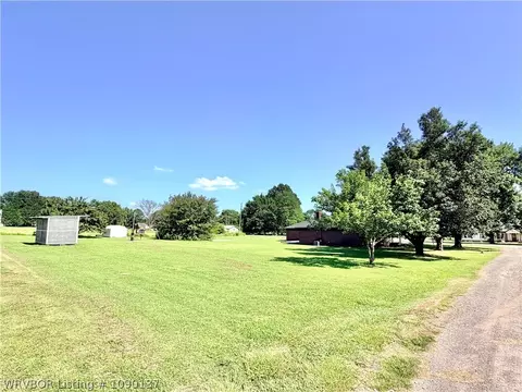 Exterior - 900 Gregory Ave, Pocola, OK 74902 photo 12 of 12