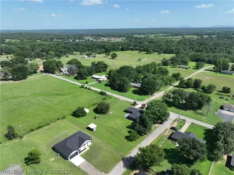 View/Area - 900 Gregory Ave, Pocola, OK 74902 photo 5 of 10