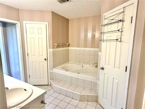 Bath - 900 Gregory Ave, Pocola, OK 74902 photo 1 of 7