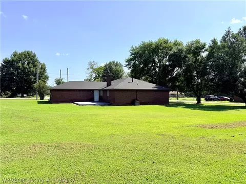 Exterior - 900 Gregory Ave, Pocola, OK 74902 photo 8 of 12