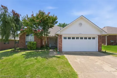 6316 Parkfront Dr, Fort Smith, AR 72916 photo 1