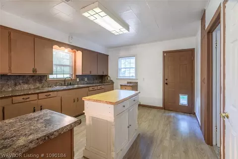 1901 S X, Fort Smith, AR 72901 photo 5
