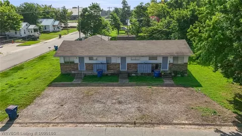 7801 Thayer Dr, Fort Smith, AR 72908 photo 4