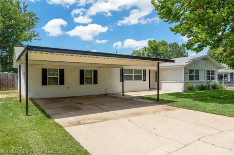 217 Baylor Cir, Fort Smith, AR 72908 photo 3
