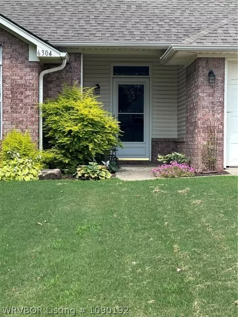 6304 Parkfront Dr, Fort Smith, AR 72916 photo 2