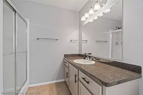 Bath - 8108 Avignon, Fort Smith, AR 72908 photo 1 of 3