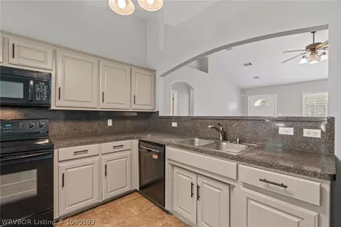 Kitchen - 8108 Avignon, Fort Smith, AR 72908 photo 2 of 4