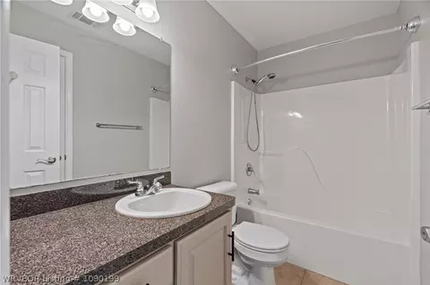 Bath - 8108 Avignon, Fort Smith, AR 72908 photo 3 of 3
