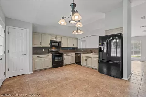 Kitchen - 8108 Avignon, Fort Smith, AR 72908 photo 4 of 4