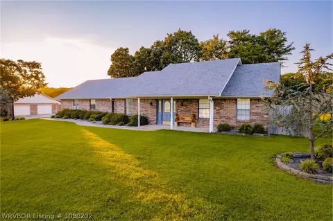 466710 E 1070 Rd, Sallisaw, OK 74955