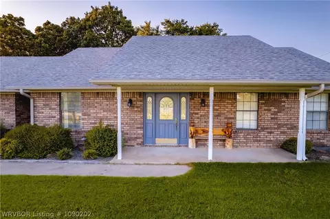 Exterior - 466710 E 1070 Rd, Sallisaw, OK 74955 photo 2 of 8