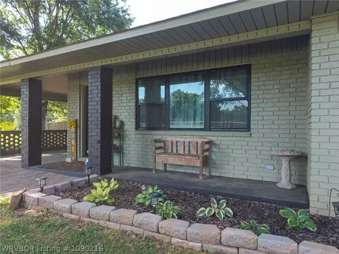 Exterior - 473101 E 1127 Rd, Muldrow, OK 74948 photo 4 of 8
