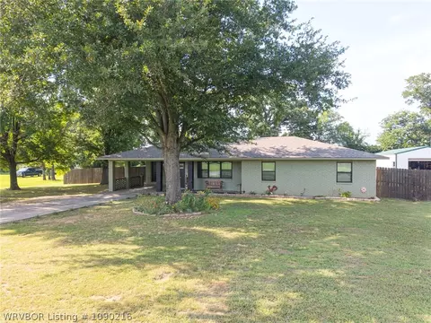 Exterior - 473101 E 1127 Rd, Muldrow, OK 74948 photo 2 of 8