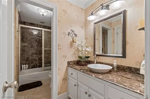 Bath - 5311 Hardscrabble Way, Fort Smith, AR 72903 photo 7 of 8