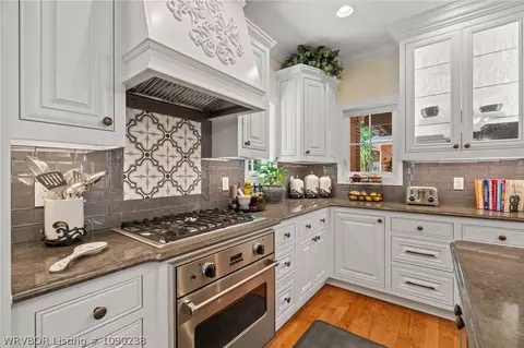 Kitchen - 5311 Hardscrabble Way, Fort Smith, AR 72903 photo 6 of 9