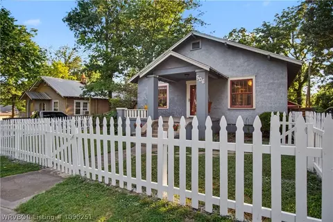 506 Wright St, Siloam Springs, AR 72761