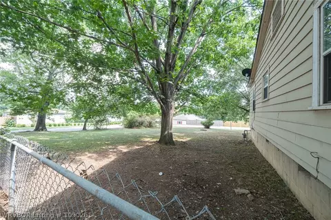 Exterior - 1621 Boston St, Fort Smith, AR 72901 photo 9 of 19