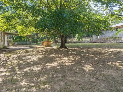 Exterior - 1621 Boston St, Fort Smith, AR 72901 photo 14 of 19