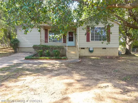 Exterior - 1621 Boston St, Fort Smith, AR 72901 photo 17 of 19
