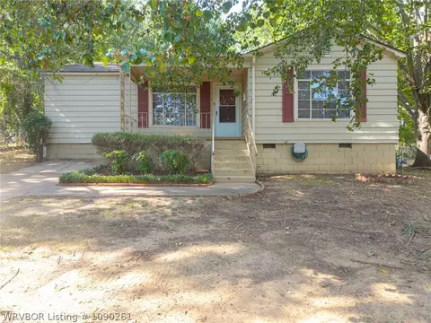 Exterior - 1621 Boston St, Fort Smith, AR 72901 photo 2 of 19