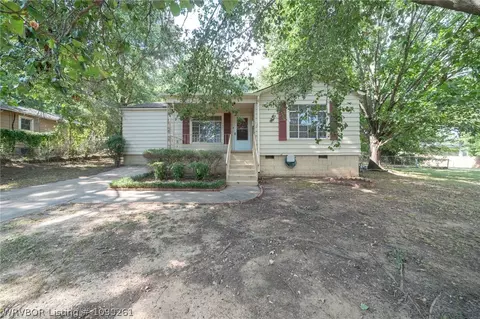 Exterior - 1621 Boston St, Fort Smith, AR 72901 photo 10 of 19