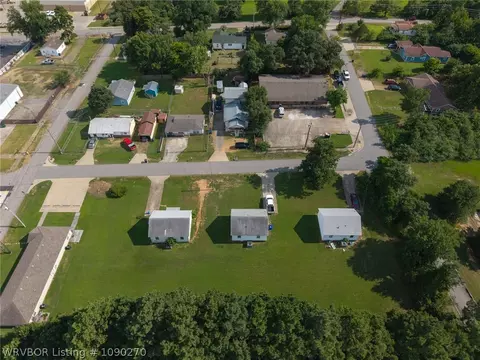 1005 Utica St, Fort Smith, AR 72901 photo 3