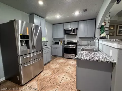 Kitchen - 3419 N 25th St, Fort Smith, AR 72904 photo 1 of 1